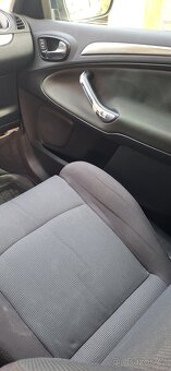 Ford S-max 2.0 103 kW - 10