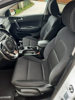 Kia Sportage 1,6 GDi, koupeno ČR,  1. majitel, 75.600 km - 10