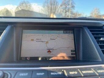 Nissan Murano 3,5i V6 4x4 172kW - 10