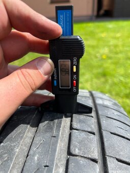 originální alu kola Helios letní pneu 215/55/17 - 10