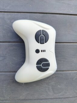 Dětská elektrická čtyřkolka - 10