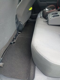 TOYOTA COROLLA 1.6 BENZÍN MANUÁL - 10