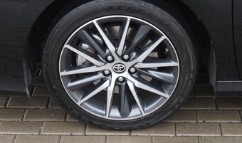 Toyota Camry 2.5 Hybrid 2023 - 10