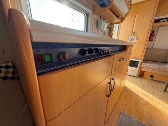 Karavan Hobby De Luxe 440 - 10