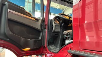 man TGS 35.500 schwarzmuller - 10