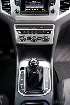 VW GOLF VII SPORTSVAN pův.ČR 1.2 TSi 81kw 80tis.km - 10