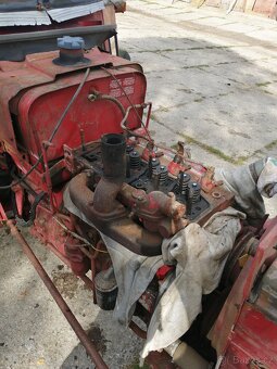 Traktor IHC 644 - 10