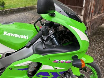 Kawasaki ZX 600 Ninja - 10