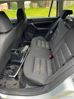Škoda Octavia 2 combi, 1.6 MPI, r.v. 2010, bourané - 10