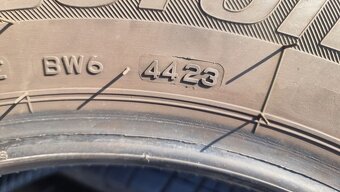 Letní pneu 215/65/16c Bridgestone - 10