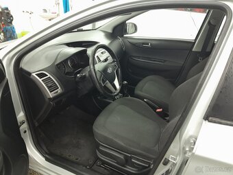 Hyundai i20 1,2 75 - 10