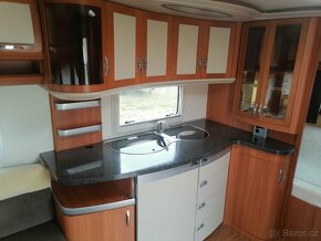Karavan Hobby 560 UFe, rv 09 mover - 10