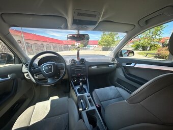 Prodám Audi A 3 hatchback 2,0 FSI 5 dveřové - 10