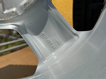 Alu kola 4x108 r15 Ford Fiesta + zánovní pneu 195/50/15 - 10