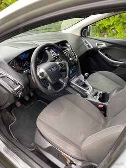 Ford Focus kombi 1.6 TDCI 85kw rok 2011 STK 09/2027 původ ČR - 10