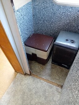 Karavan zn.Tabert na pevné stání - 10