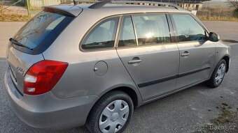 Škoda Fabia 2 Kombi 1.2 HTP 12V 51Kw - 10