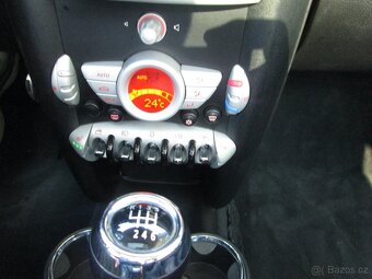 Mini Cooper S 1.6i 135kw Xenon Panorama manuál 2010 - 10