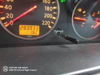 Nissan X-Trail T30 2,2dCi 100kw 4x4 rezervace do úterý - 10