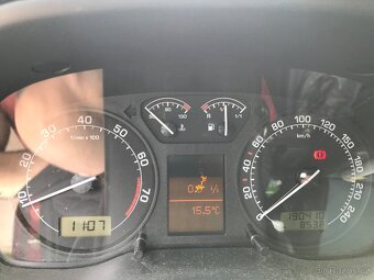 Skoda Octavia 1.6i - 10