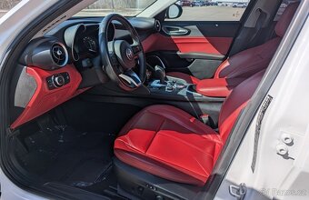 Alfa Romeo Giulia 2021 - 10