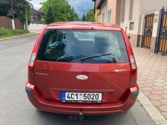 Ford Fusion 1.4 benzin 59 KW. Rok 2009. Najeto 168 tis.km - 10