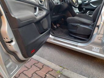 Ford S-max - 10