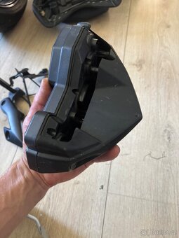 Predni cast z Yamaha Fz1N 06-13 - 10