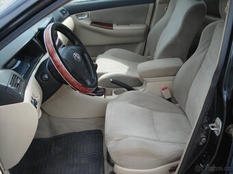 TOYOTA COROLLA 2.0 D-4D 85 kW - 10