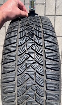 Superb - 17 Triton + zimní 215/55 R17 Dunlop 8mm - 10
