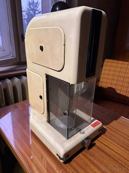 Laboratorní váha - 10