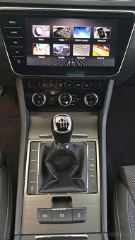 ŠKODA Superb 3 facelift Style 2.0Tdi 110kW manuál - 10