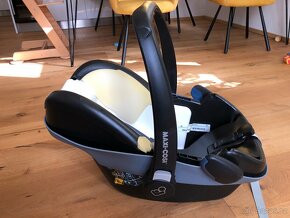 Autosedačka vajíčko Maxi Cosi Pebble Plus i-size 2019 - 10