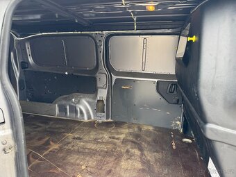 Peugeot Expert 2.0 Hdi 110KW LONG 1.MAJITEL Extra výbava - 10