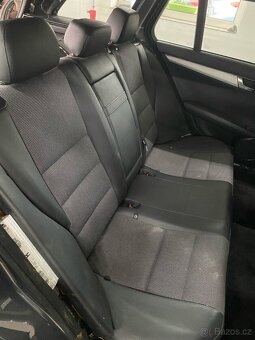 Mercedes W204 - 10