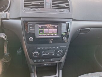 ŠKODA YETI 2.0 TDI R.2016 XENON - 10