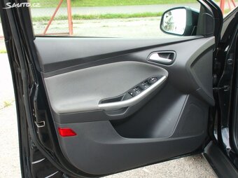 Ford Focus 1,6 16V Kombi,92kW PDC,vyhř.sklo,sed.,novérozvody - 10