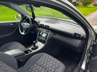Mercedes C200 Kompresor 120kW, Coupe, Manual, Zachovale, Nov - 10