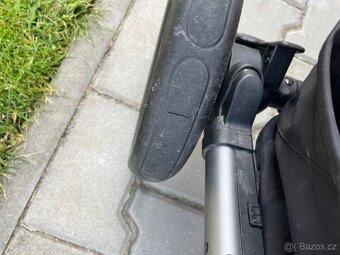 Kočárek Harvey 2 s autosedačku Britax Romer - 10