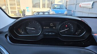 PEUGEOT 208 1,6 HDI STYLE - 10