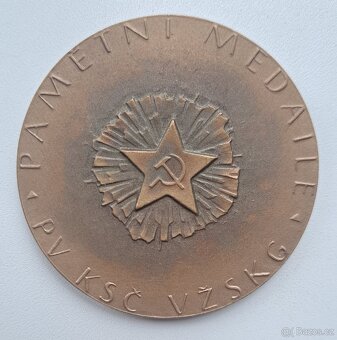 Medaile Vítkovické Železárny Klementa Gottwalda - 10