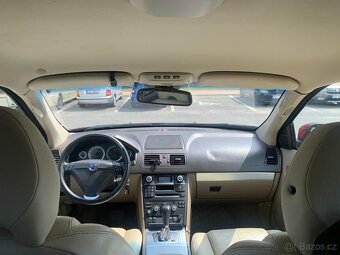 Volvo XC90 2.4 AUT MOMENTUM, KŮŽE 7 MÍST TOP STAV - 10