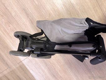Prodám ultralehký kočárek GB Pockit+ All-Terrain - 10