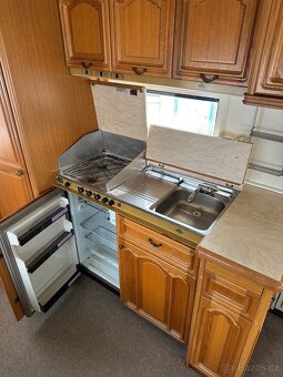 Karavan Hobby Prestige - 10