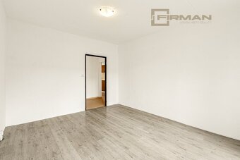 Prodej slunného bytu 2+1 62m² s balkonem a dvěma sklepy - 10