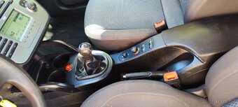 Prodám Seat Altea XL 1.9 Tdi BXE 77 kw rv.12/2007 mod.2008 - 10