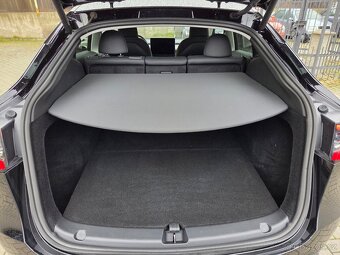 Tesla Model Y Performance SOH 96% Tovární Záruka - 10