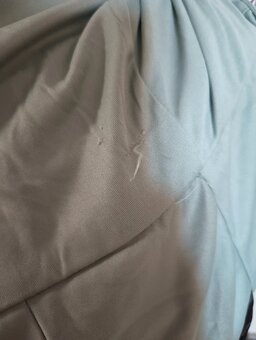 Dlouhé plesové šaty - 10