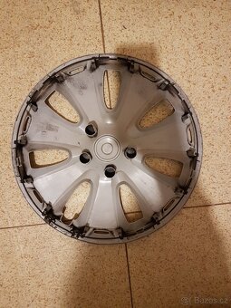 Ford poklice disku - 10