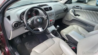 ALFA ROMEO GT 2004 3.2 V6 177kW BUSSO,MANUÁL,TEMPOMAT - 10